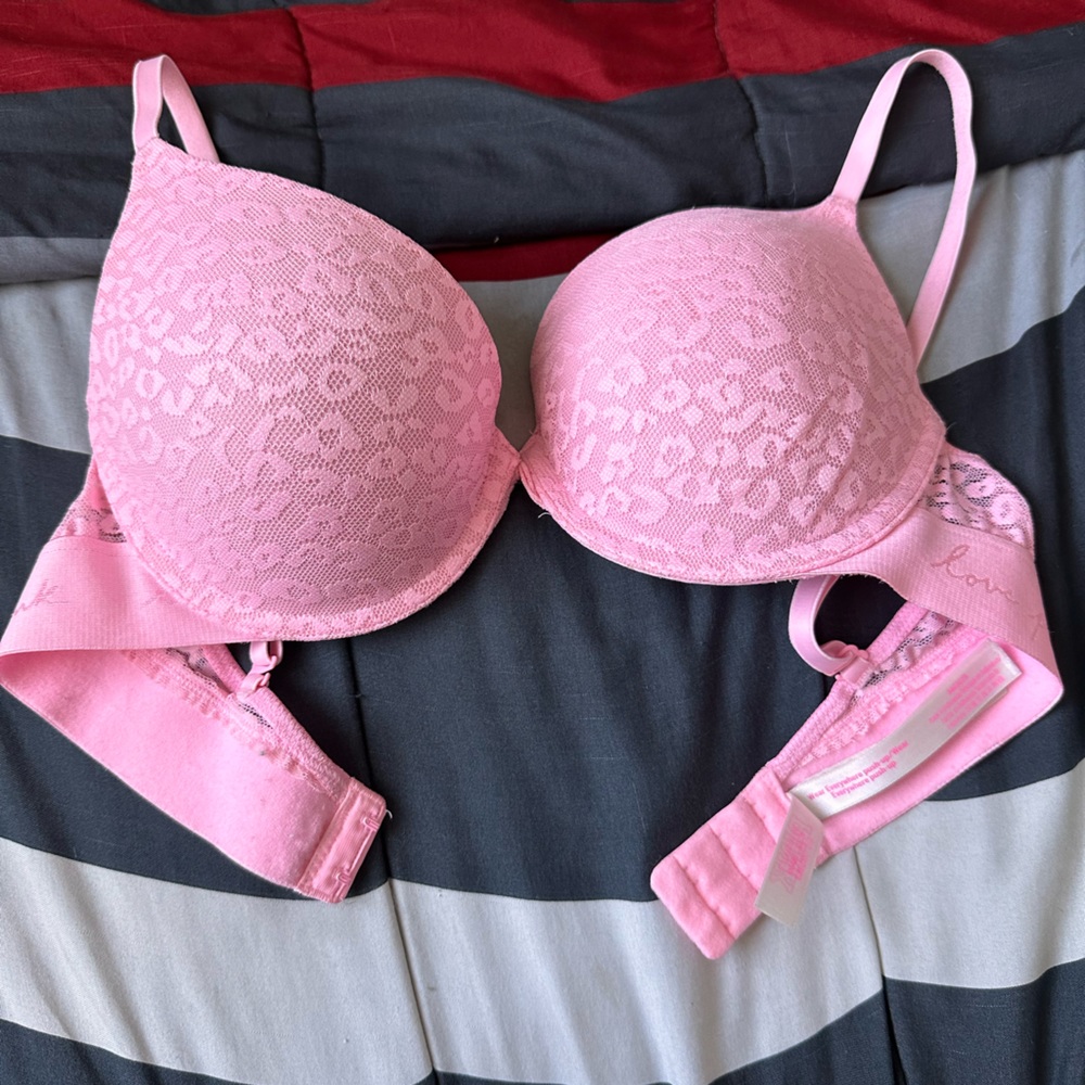 Pretty wear everywhere push-up bra
